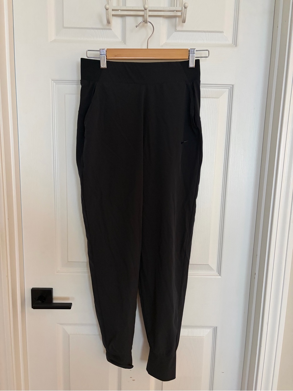 Nike Black Women's Jogger Track Pants